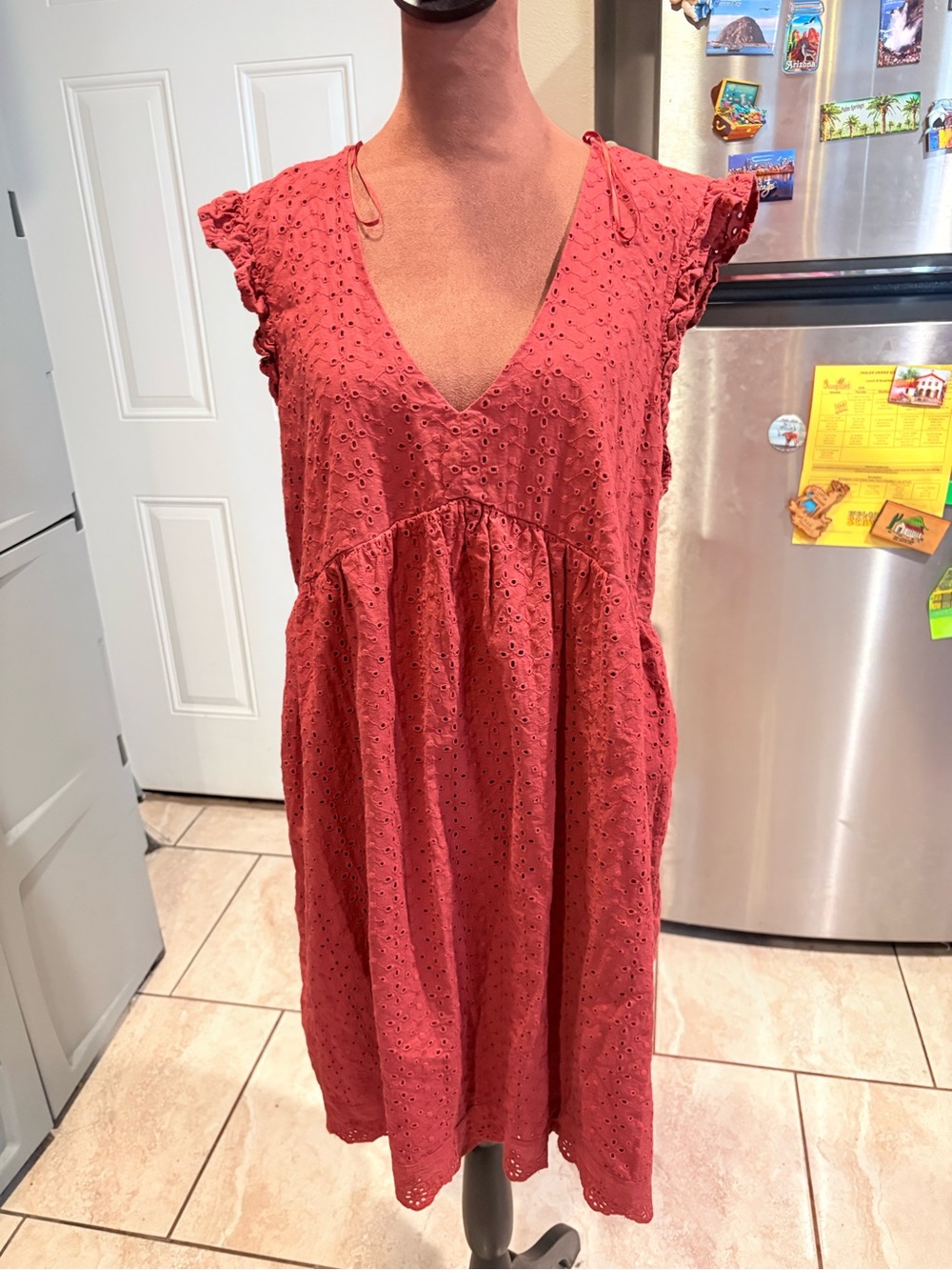 Knox Rose Rust Eyelet V-Neck Midi Dress